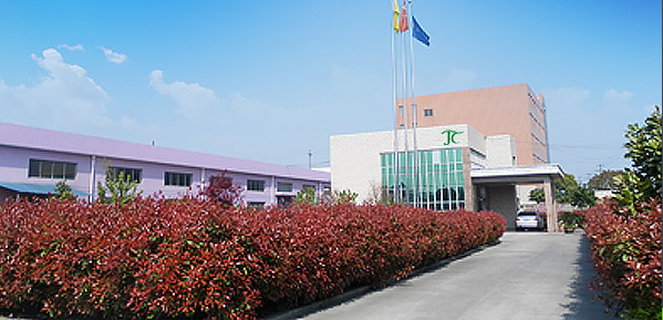 上海金慈實(shí)業(yè)有限公司，丙綸高強(qiáng)絲，丙綸色絲，丙綸中空絲，丙綸異形絲，丙綸夜光紗，高強(qiáng)丙綸絲，丙綸工業(yè)絲，丙綸熒光絲